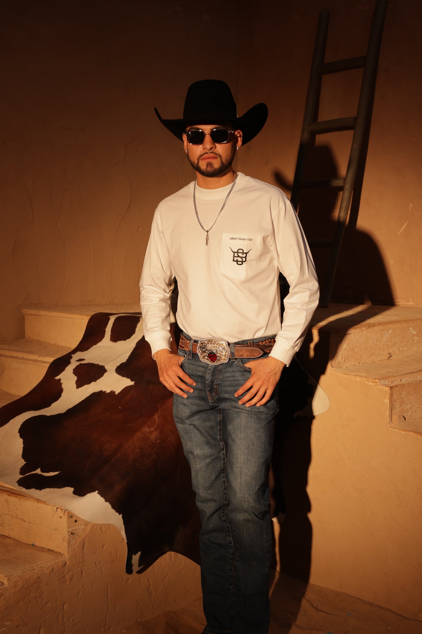 LONG SLEEVE LOGO TSHIRT